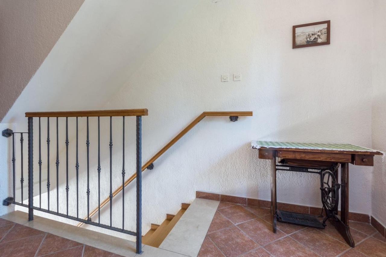 Holiday Homes Ana And Maria Kanfanar Exterior foto